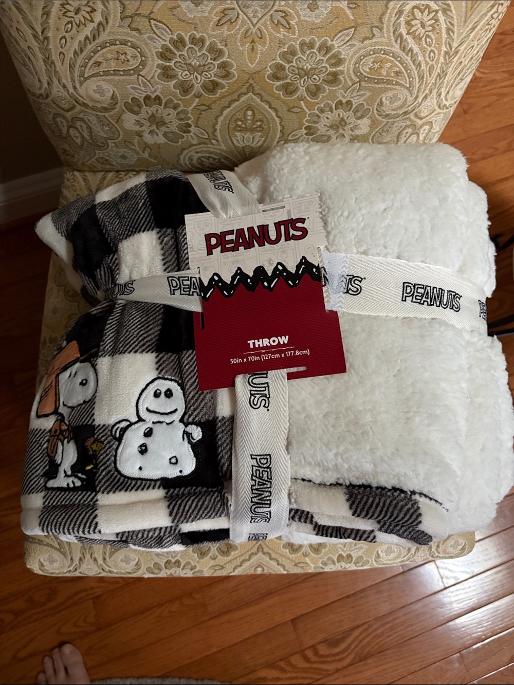 Peanuts Black and White Buffalo Check Sherpa Throw Blanket with Snowman